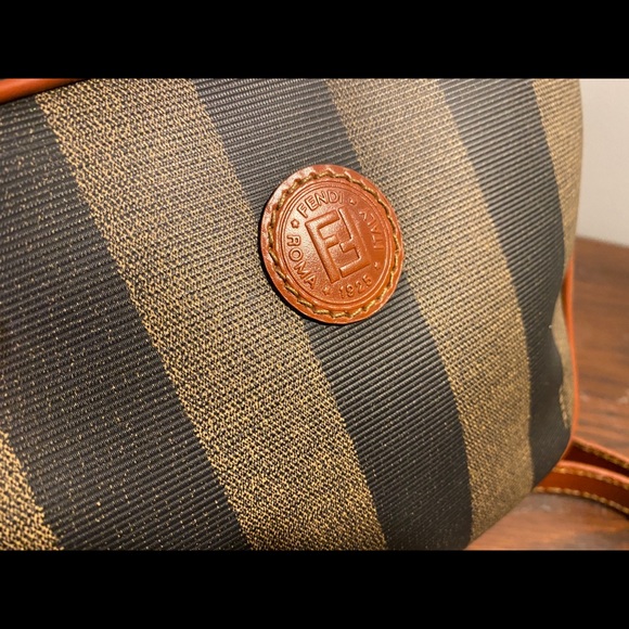 Fendi penguin stripe crossbody - Picture 2 of 9